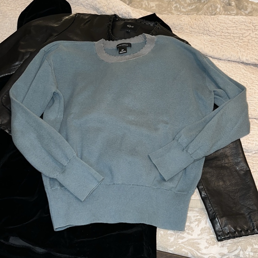 Club Monaco sweater with scalloped ribbon neckline - size small - like NEW